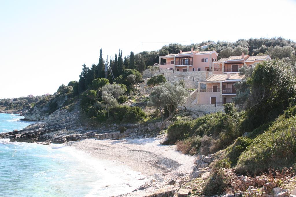 Anassa Mare Villas & Residences Gaios Værelse billede