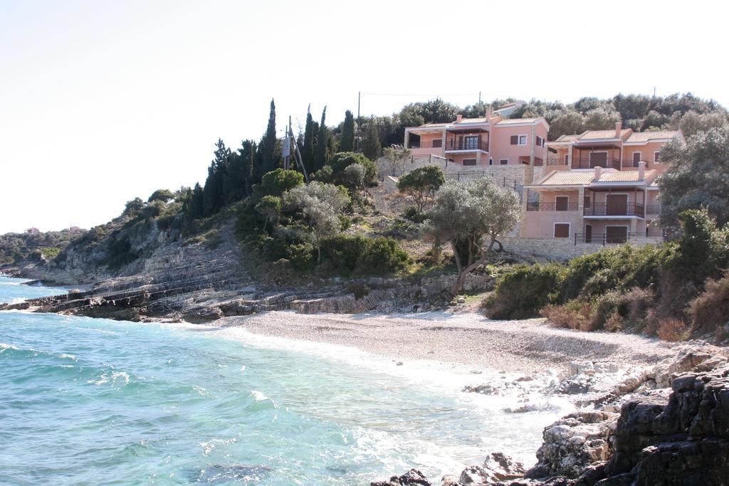 Anassa Mare Villas & Residences Gaios Værelse billede